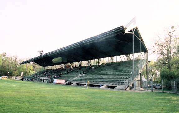Stadion im Sportpark Höhenberg - Köln-Höhenberg