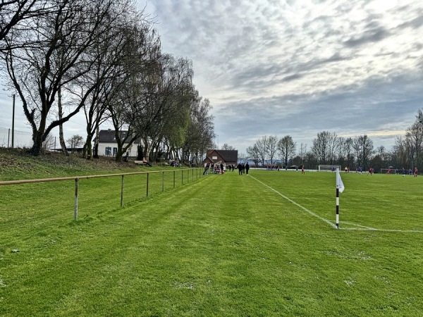 Sportplatz am Twiesbach - Porta Westfalica-Eisbergen