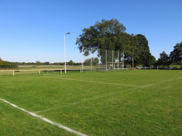 Sportplatz an der B190 - Salzwedel-Pretzier