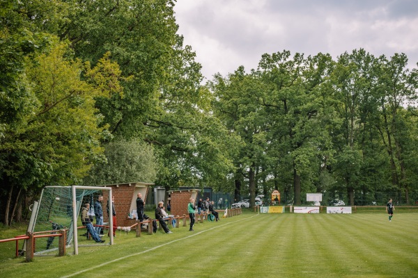 Sportzentrum Eichenhain Platz 2 - Gröditz