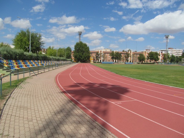 Pista de Atletismo Antonio Fernández Ortiz - Alcalá de Henares, MD