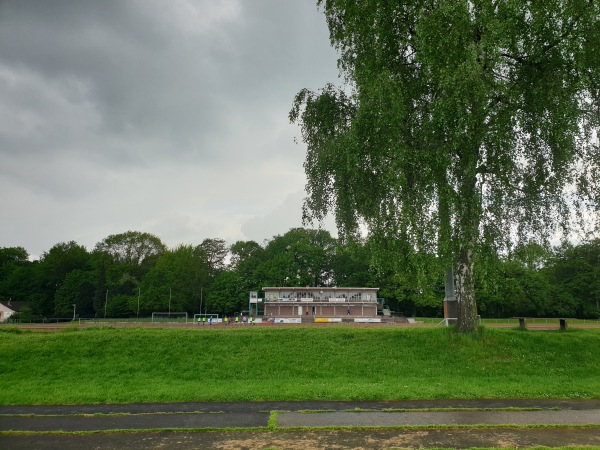 Sportplatz Am Birkenberg A - Leverkusen-Opladen