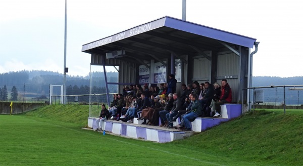Frauenhuber Höh Stadion - Reichenthal