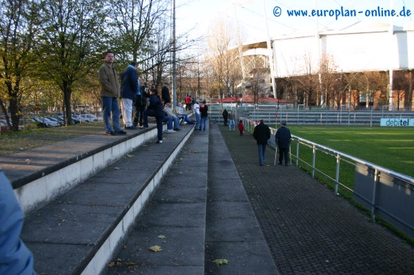 Robert-Schlienz-Stadion - Stuttgart-Bad Cannstatt