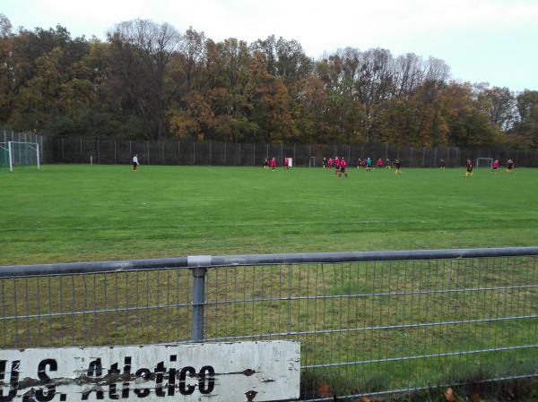 Sportplatz Brüder-Grimm-Schule - Wolfsburg-Teichbreite