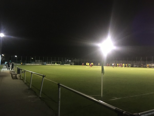 Sportanlage Kaiserebersdorf Nebenplatz - Wien
