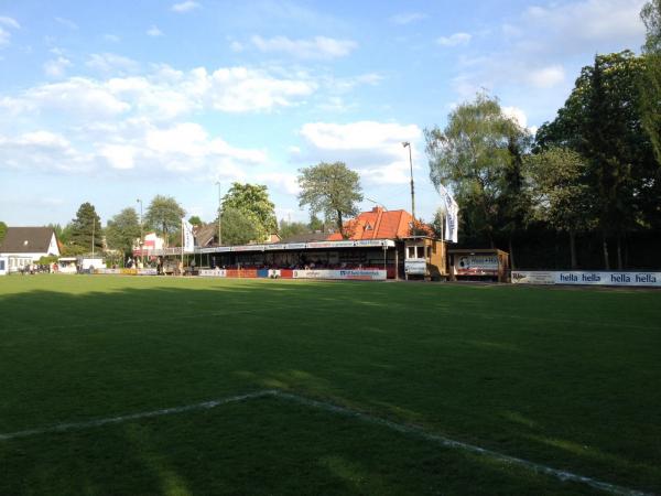 Jacob-Thode-Sportplatz - Halstenbek