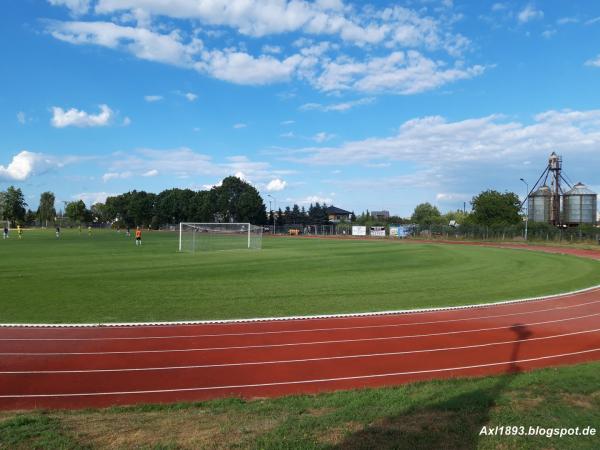 Stadion Im. 700 - Lecia Pszczolek - Pszczółki