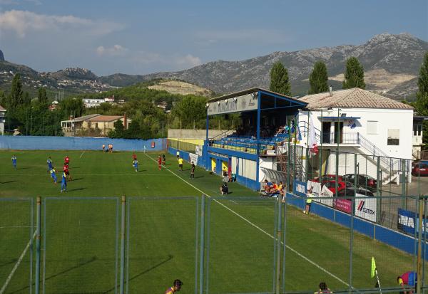 Stadion pokraj Jadra - Solin