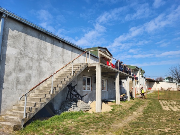 Stadion FK Budućnost - Dobanovci