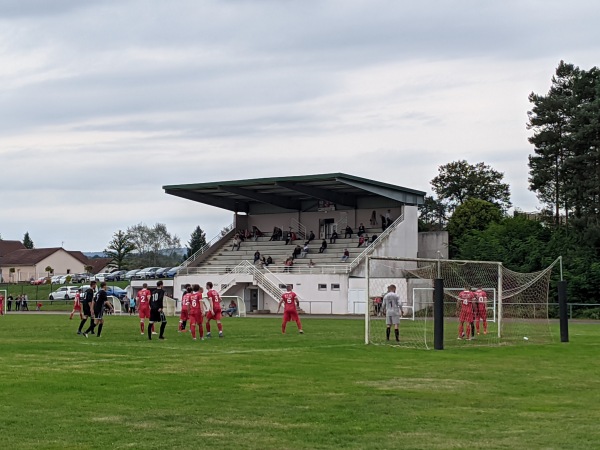 Stade Champ de Foire - Étival-Clairefontaine