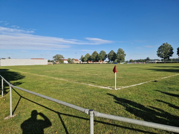 Sportplatz Groß Rodensleben - Wanzleben-Börde-Groß Rodensleben