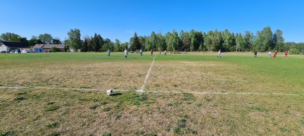 Boisko w Janovcu - Chichy-Janowiec