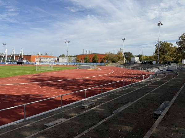 Stadion im Sportpark Luftschiffhafen - Potsdam