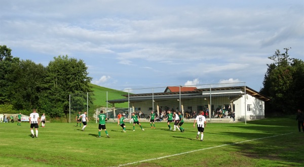 Zacherlbergstadion - Treubach