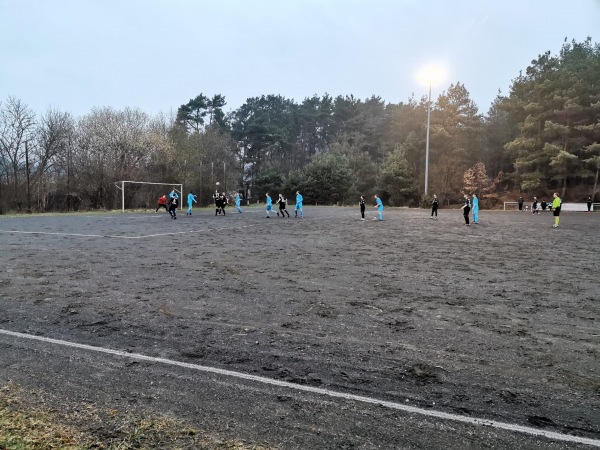 Sportplatz Mellnau - Wetter/Hessen-Mellnau