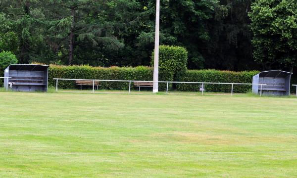 Sportplatz Ehrenburg - Ehrenburg