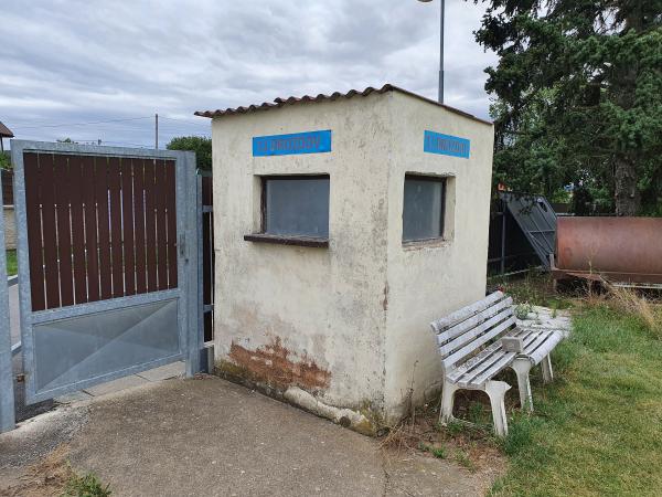 Hřiště TJ Drozdov - Drozdov