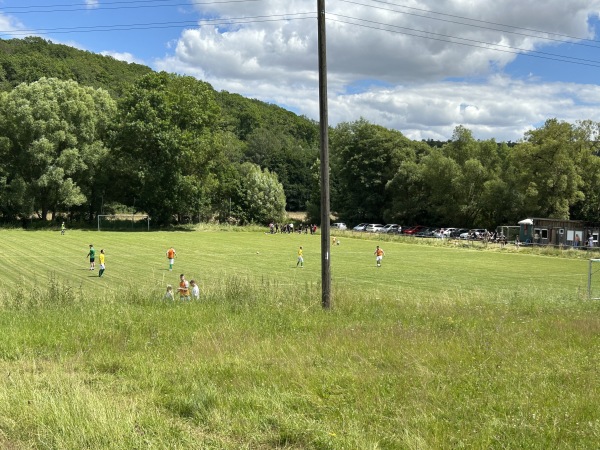 Sportplatz Oberwiesen - Oberwiesen
