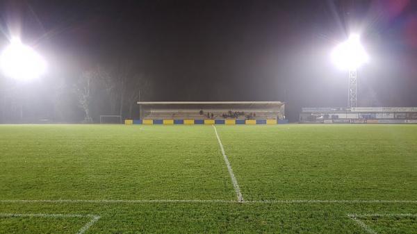 Stadion Ixenheuvel - Putte