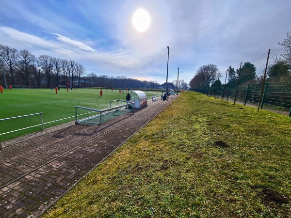 Stadion der Einheit Nebenplatz 2 - Staßfurt