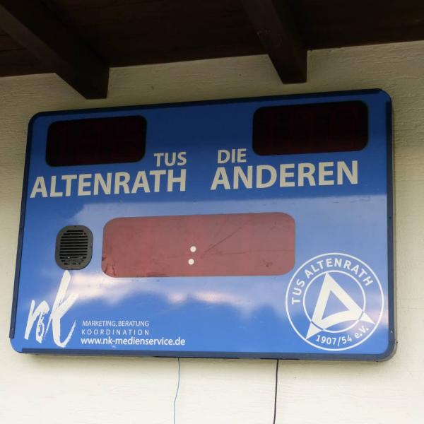 Sportplatz Flughafenstraße - Troisdorf-Altenrath