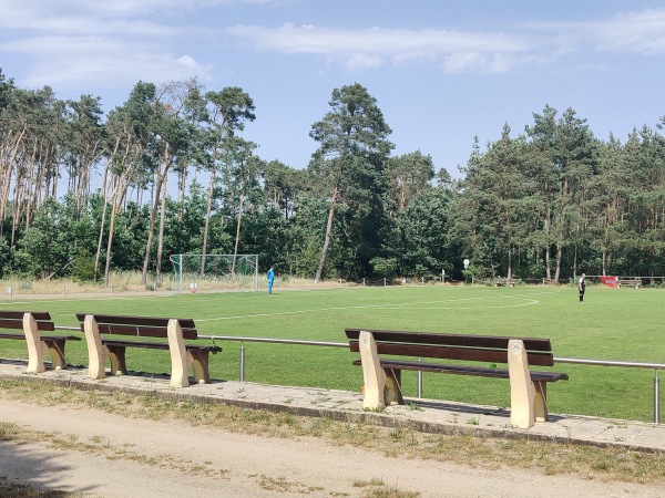 Sportanlage am Wald - Röderaue-Frauenhain