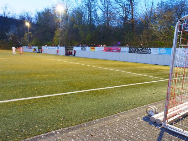 Huckenohl-Stadion Nebenplatz - Menden/Sauerland