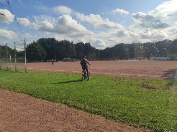 Bezirkssportanlage Lohberg Zum Fischerbusch (alt) - Dinslaken-Lohberg