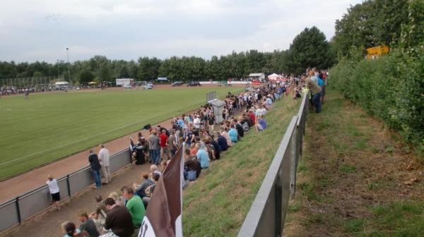 Bezirkssportanlage Loewenfeldstraße - Bottrop-Kirchhellen