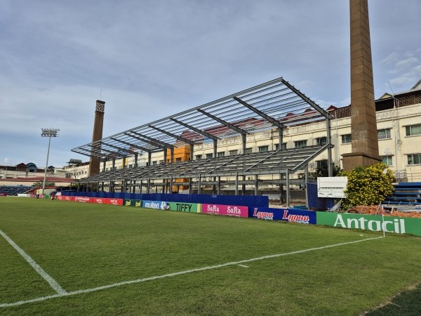 Old Stadium - Phnom Penh
