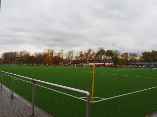 Heinrich-Hamacher-Sportpark Platz 2 - Duisburg-Neumühl