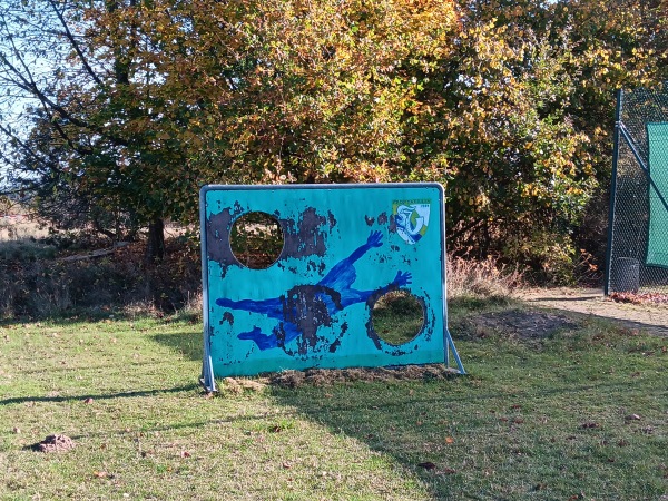 Sportplatz Niendorfer Weg - Wendisch Evern