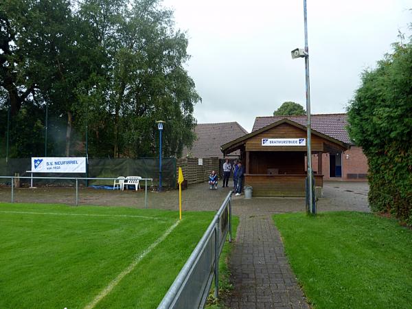 Sportanlage Neufirrel - Uplengen-Neufirrel