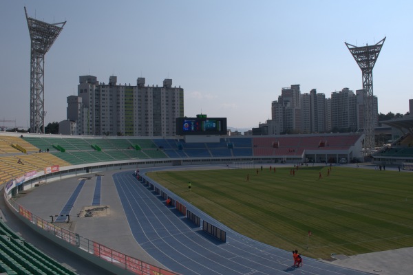 Gangneung Stadium - Gangneung