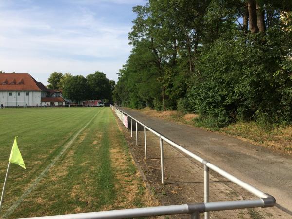 Stadion der Einheit - Edgar-Stein-Spielfeld - Staßfurt
