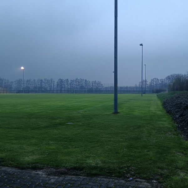 Sportpark Sonsbecker Straße Platz 2 - Kevelaer-Winnekendonk