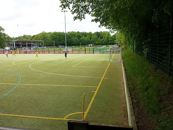 Stadion Reinshagen Nebenplatz 1 - Remscheid-Reinshagen