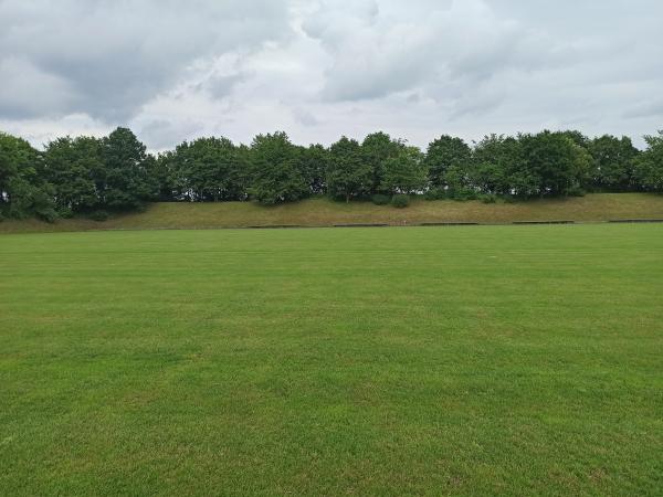 Sportanlage Bergstraße - Medlingen