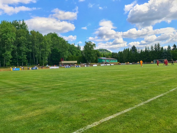 Fotbalove hřiště Jiskra Modra - Jílové