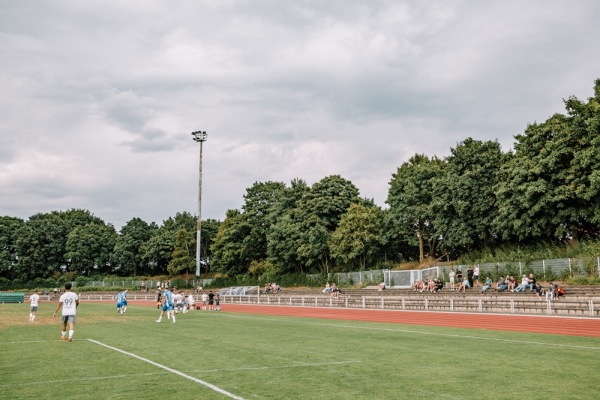 Leichtathletikstadion im Bürgerpark Nord - Darmstadt-Fasanerie