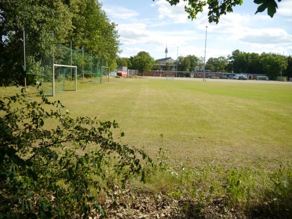 Sportanlage Bertha-von-Suttner-Straße Platz 2 - Nürnberg-Sündersbühl