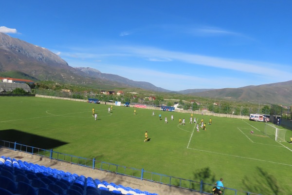 Stadiumi I Futbollit - Bajram Curri
