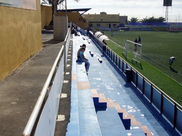 Campo de Fútbol La Palmera - San Isidro, Tenerife, CN