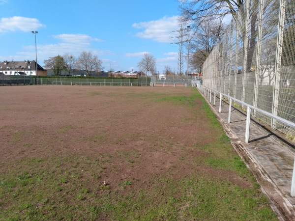 Bezirkssportanlage Lierenfeld Platz 3 - Düsseldorf-Lierenfeld