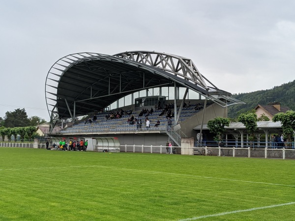 Stade Victor Tenthorey - Éloyes