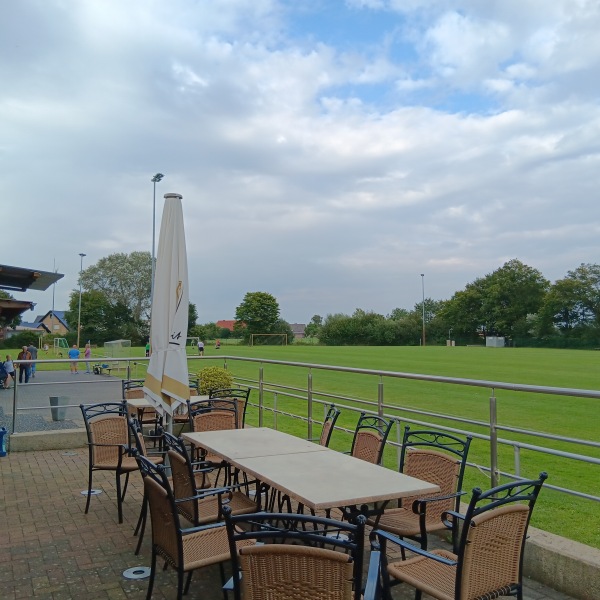 Rhein-Lander-Stadion - Rees-Bienen