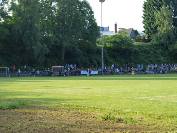 Straußenfarm Stadion - Wermelskirchen-Dabringhausen