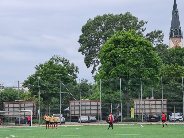 Sportplatz Donaufeld Nebenplatz - Wien