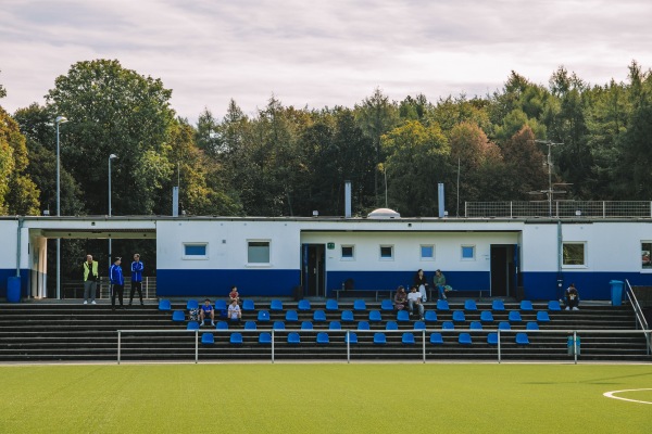 Sportanlage Freudenberg Platz 2 - Wuppertal-Grifflenberg